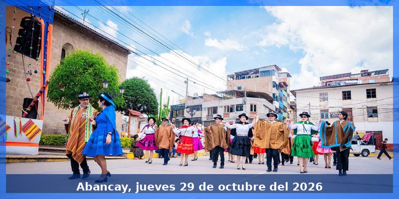 UNAJMA celebra 22 años de vida institucional con pasacalle de danzas tradicionales